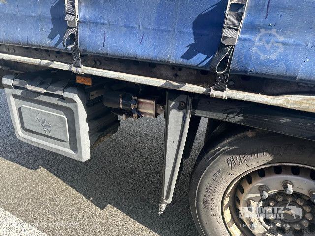 Auflieger mit Pritsche & Plane Schmitz Cargobull Curtainsider Mega