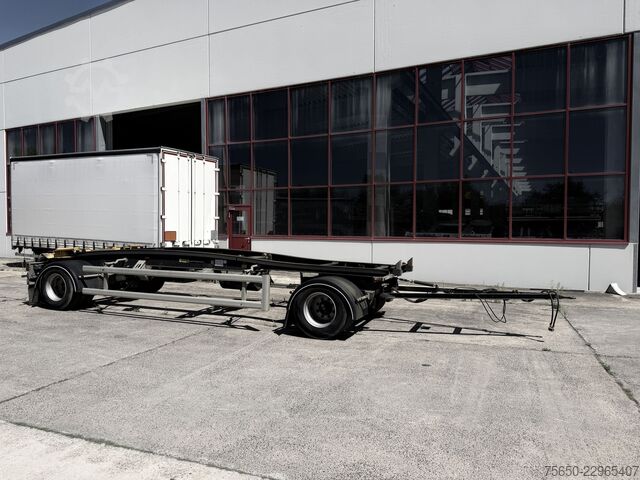 Silo trailer Hüffermann HSA  2 Achs Schlitten- Abrollmuldenanhänger
