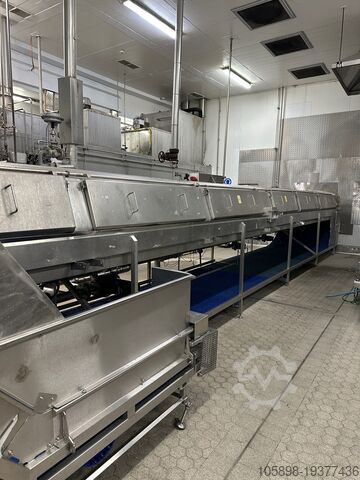 Large continuous blancher for veg or seafood production Cabinplant Continuous blancher