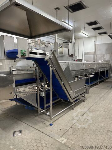 Large continuous blancher for veg or seafood production Cabinplant Continuous blancher