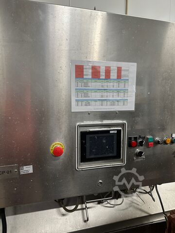 Large continuous blancher for veg or seafood production Cabinplant Continuous blancher