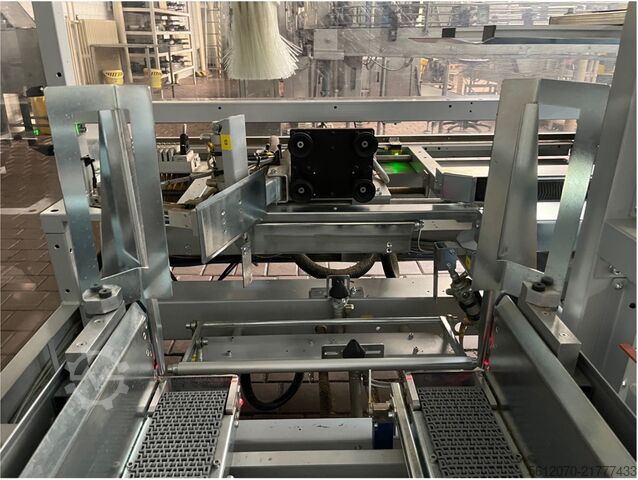 Cardboard packaging machine SOCO SYSTEM BE 2200 ATS Right