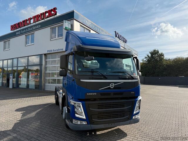 Standard tractor unit VOLVO FM 380