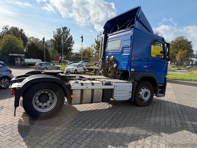 Standard tractor unit VOLVO FM 380