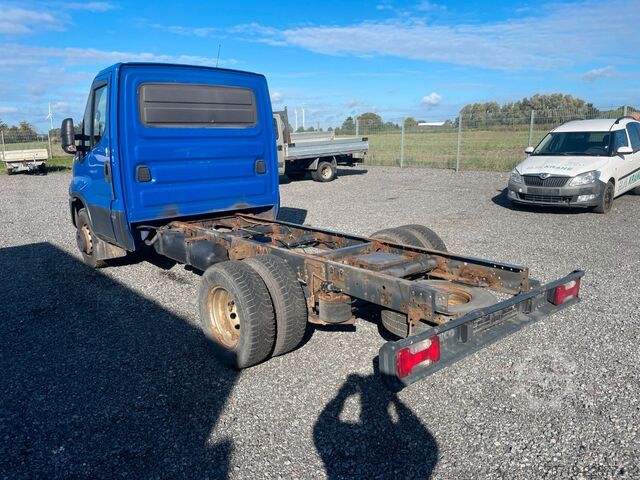 Van chassis IVECO Daily 70C17A/P Fahrgestell