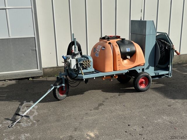 Empas Berg Atlanta with Berg electric hose reel BERG Atlanta