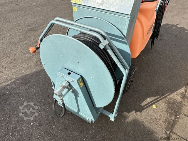 Empas Berg Atlanta with Berg electric hose reel BERG Atlanta
