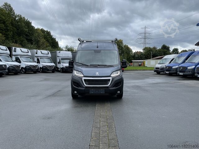 Transporter with crew cab Peugeot Boxer L47H2 Doka 7 Sitzer Mixto/