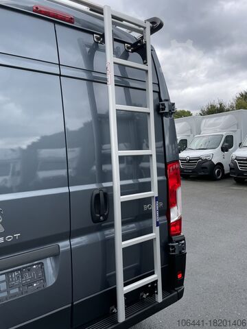Transporter with crew cab Peugeot Boxer L47H2 Doka 7 Sitzer Mixto/