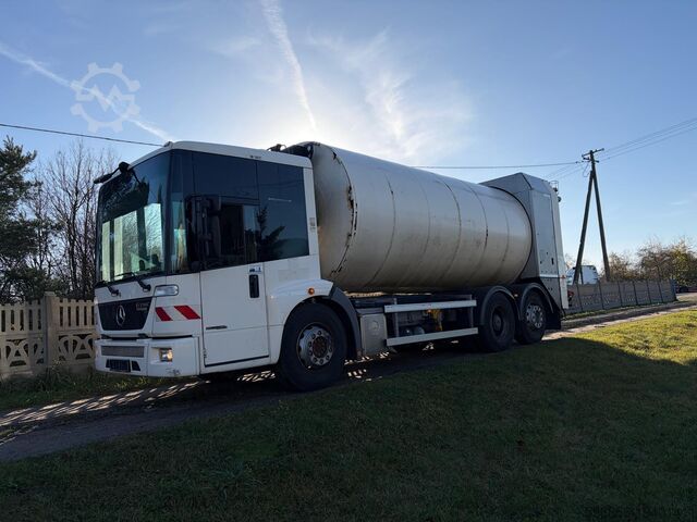 Garbage truck Mercedes-Benz Econic 2629