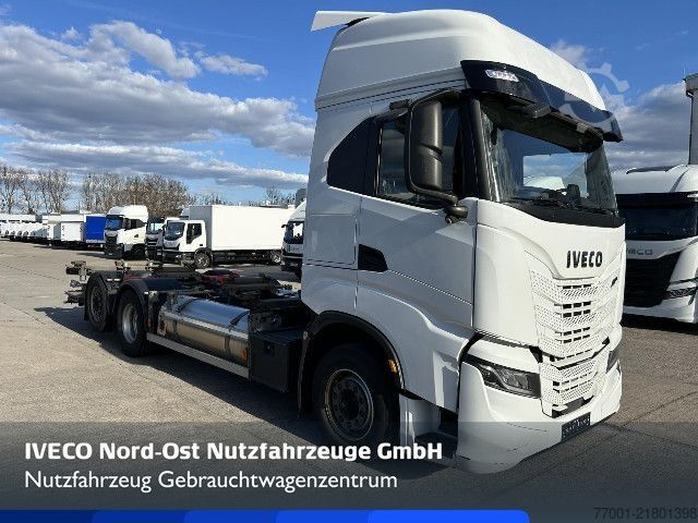 Swap body truck IVECO AS260S46Y/FS CM 2LNG / 7,15 - 7,45 BDF