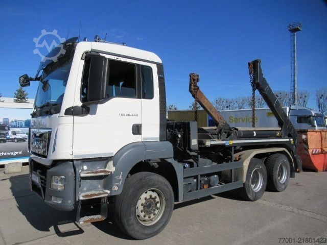 Tipper truck MAN 26.440 / 6 x 4 / Meiller