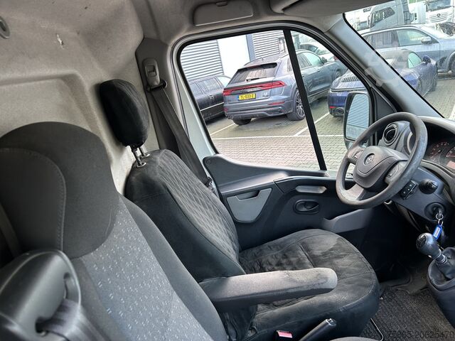 Delivery van Opel Movano 2.3 CDTI L1H1 / Airco / Tow Bar / APK TU...