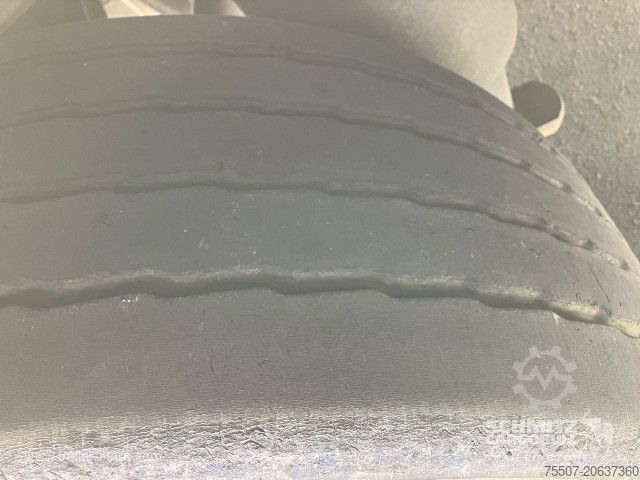 Reefer semitrailer Schmitz Cargobull Semiremolque Frigo Standard Dos pisos