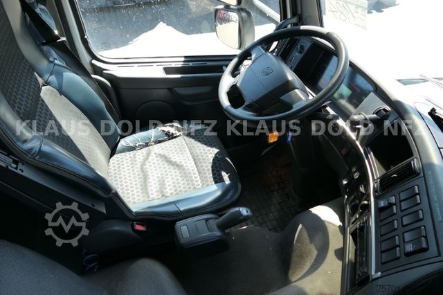 Flatbed truck with tarp VOLVO FM 330 Pritsche Plane Edscha XL-Tank LBW Euro 6