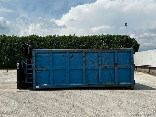 Roll-off container CONTAINER SCARRABILE USATO A CIELO APERTO CON GRU