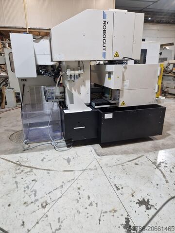 Die-sinking EDM machine Fanuc Robocut alpha C600