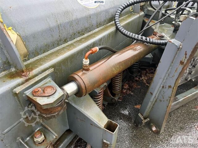 Construction equipment Stark V-plow