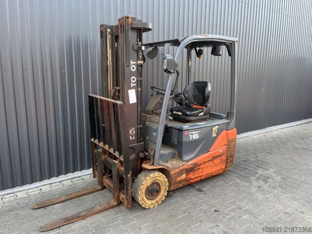 Electric 3-wheel forklift Toyota 8FBE16T