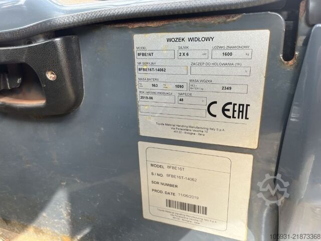 Electric 3-wheel forklift Toyota 8FBE16T