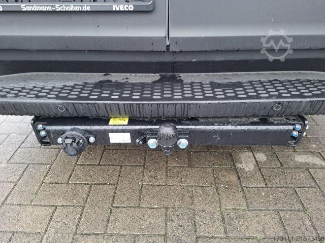 High top van IVECO Daily 35S14V / H1 Dach / RL / AHK / RFK