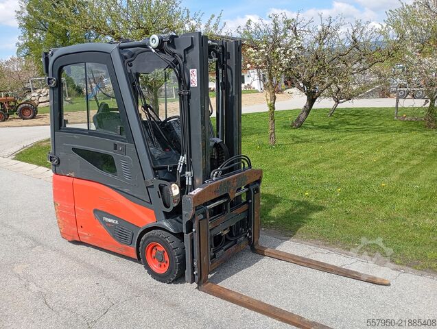 Forklift Linde E 16 Triplex Zinkenverstellgerät