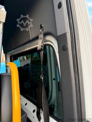 Kleinbus MERCEDES-BENZ Sprinter III 317 CDI Mobility 23 Rollstuhlbühne