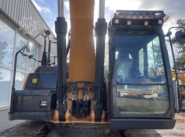 Crawler excavator CASE CX 300 D 2017