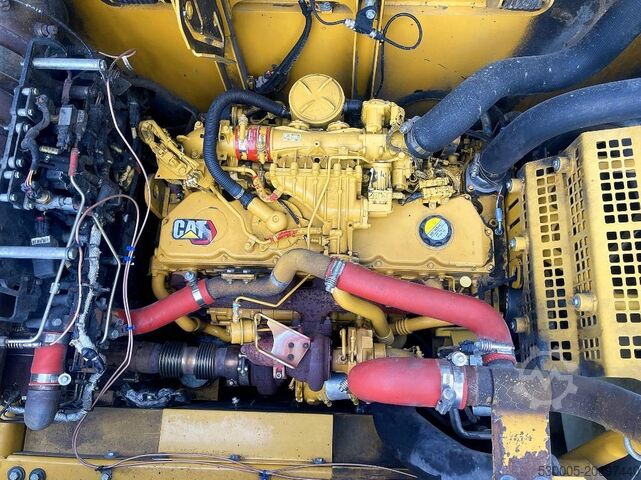 Crawler excavator CAT 329 E LN