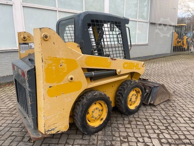 Wheel loader Gehl 3840 E 2015