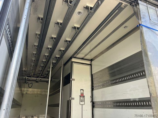 Kühlkoffer-LKW MERCEDES-BENZ ANTOS 2543 L FLEISCH-Kühlkoffer LBW 2 T*ROHRBAHN