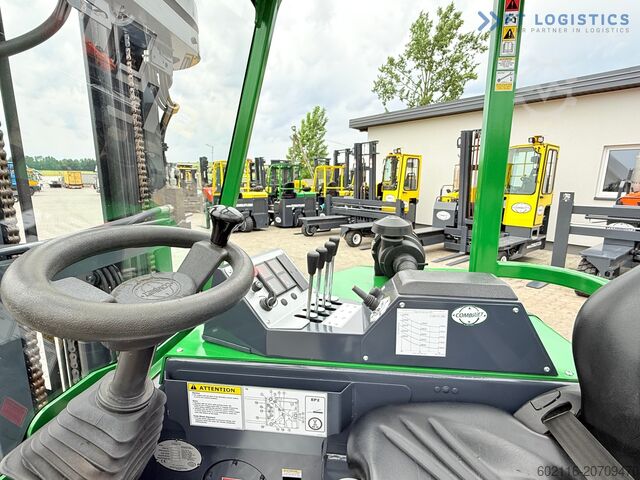 Four-way forklift Combilift CB3000 / TRIPLEX 4900MM / FREE LIFT
