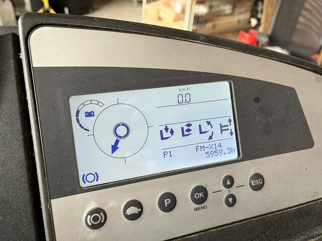 Reach trucks Still FM-X14