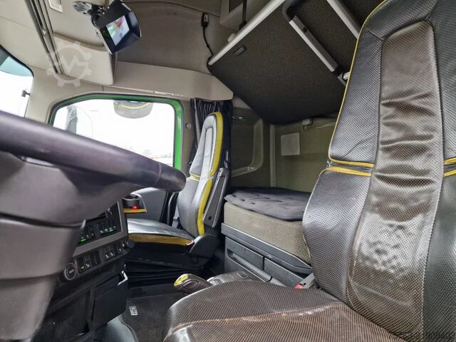 Hook arm system Volvo FH 16.750 Globetrotter XL 6x2 - 20T Multilift H...