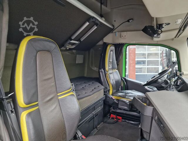 Hook arm system Volvo FH 16.750 Globetrotter XL 6x2 - 20T Multilift H...
