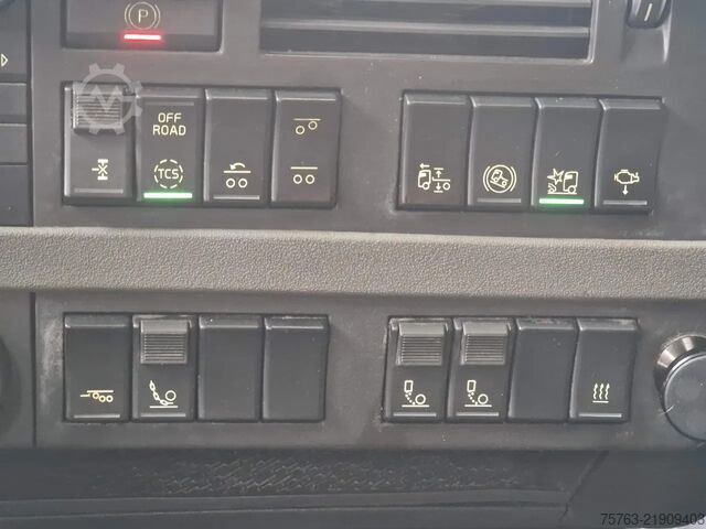 Hakenarmsystem Volvo FH 16.750 Globetrotter XL 6x2 - 20T Multilift H...