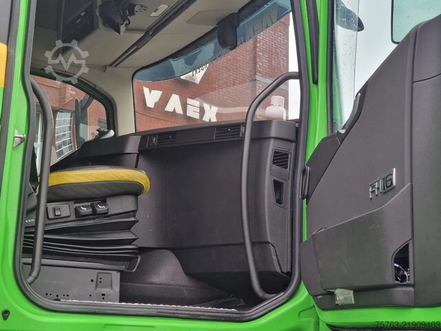 Hakenarmsystem Volvo FH 16.750 Globetrotter XL 6x2 - 20T Multilift H...