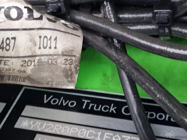 Hakenarmsystem Volvo FH 16.750 Globetrotter XL 6x2 - 20T Multilift H...