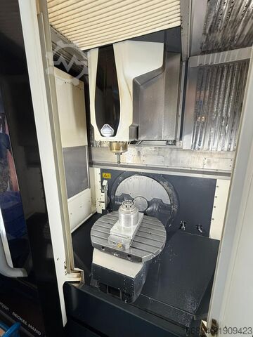 Universal machining center DMG MORI DMU 50 3rd