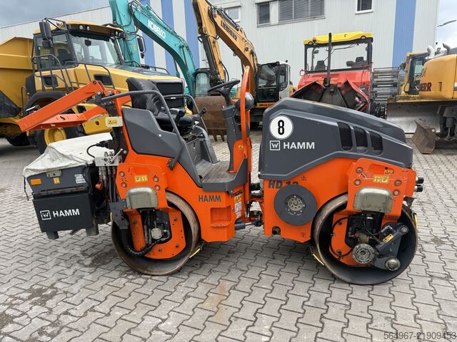Tandem roller Hamm HD12VV Tandemwalze mit Streuer