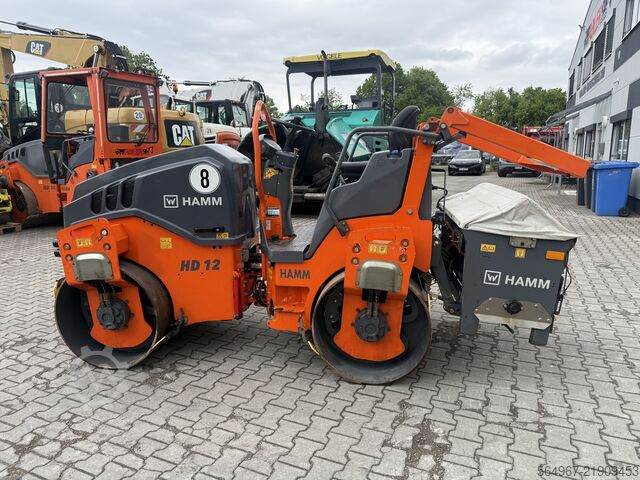Tandem roller Hamm HD12VV Tandemwalze mit Streuer
