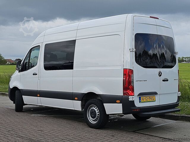 High-roof van MERCEDES-BENZ SPRINTER 319 L2H2 V6 Dub Cab!