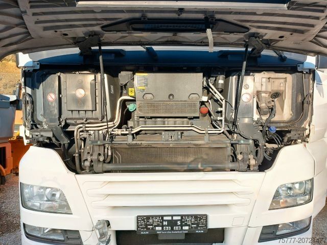 Standard tractor unit MAN TGX 18.500 XLX-Broken Engine-INTARDER-2 Tanks