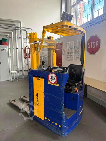 Manual stacker Stöcklin EFI 1600 EX2
