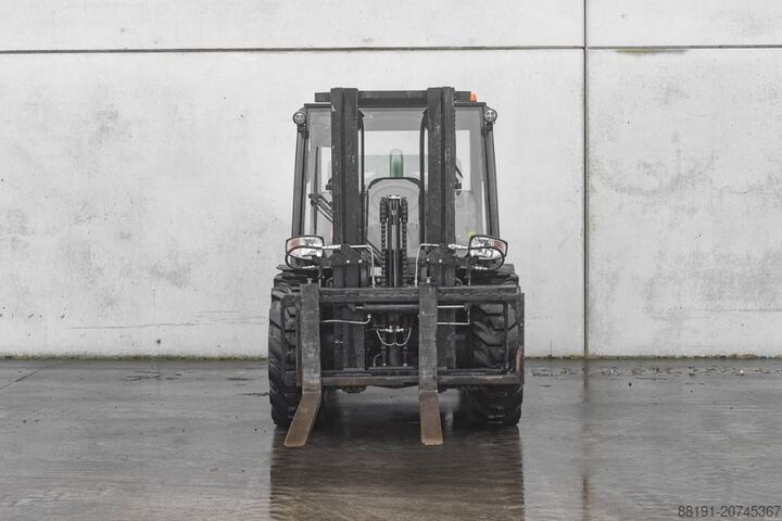 Gabelstapler Manitou MC 30-4 D