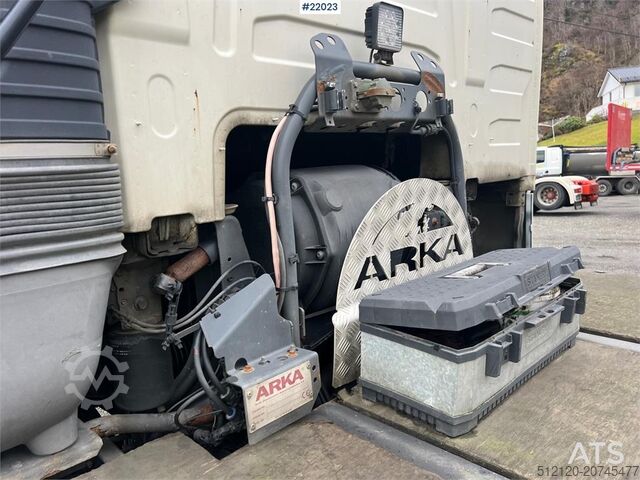 Standard-SZM Volvo fh16 6x4 w/ hydraulics