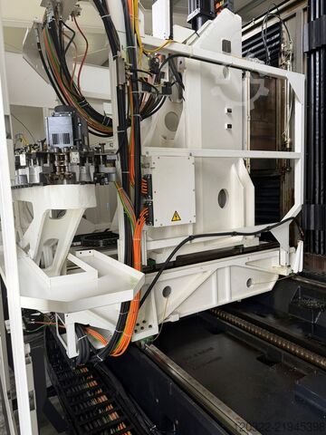 Vertikales Bearbeitungszentrum Mazak VTC-820/30