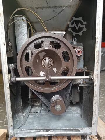 Fleischverarbeitungsmaschine K&G Wetter AW D114