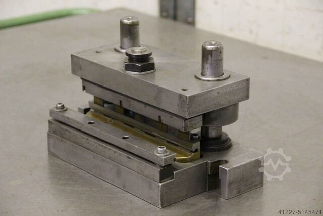 2 column punching tool unbekannt 280/140/H160 mm