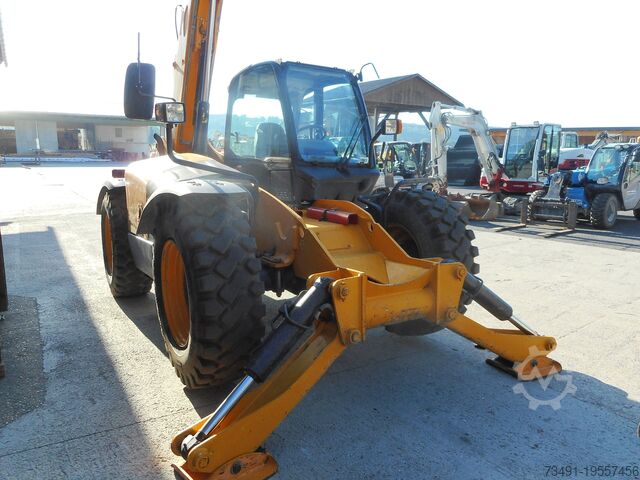 Telescopic handler JCB 533-105